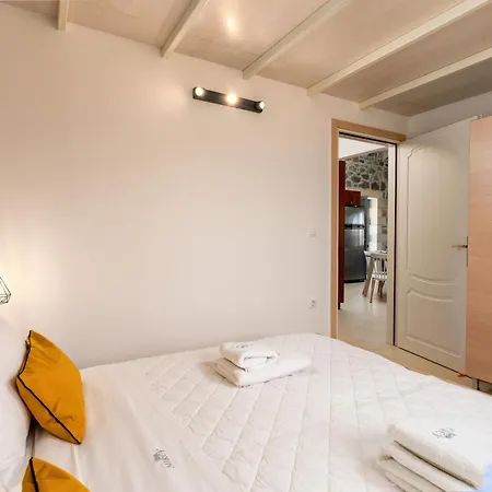 Miroy Mountain View Villa